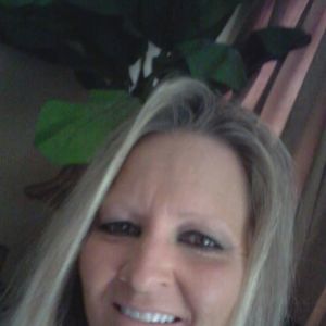 Meet your Posher, Claudene